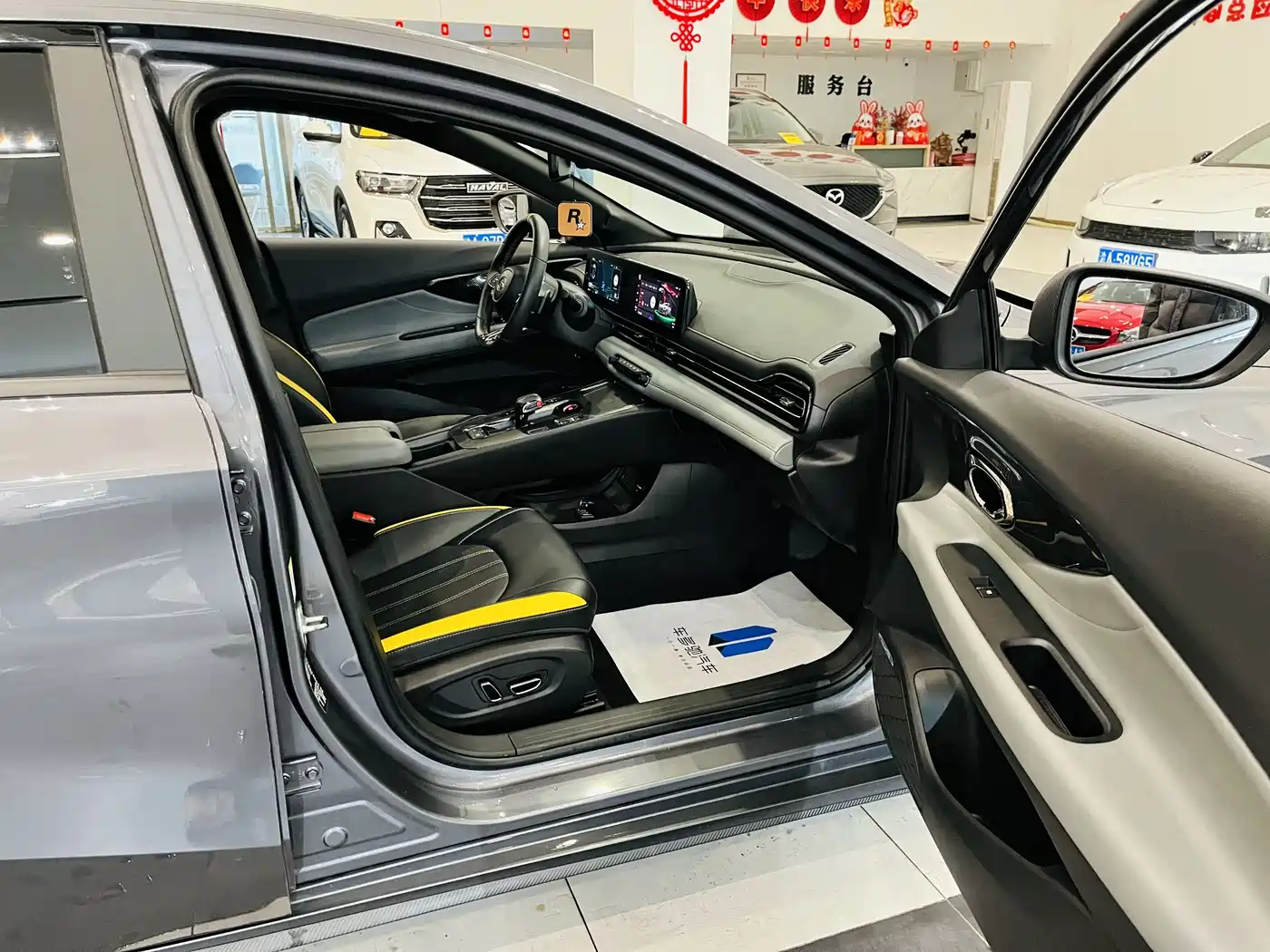 GAC Trumpchi Trumpchi Emkoo 2021 270T DCT J10 Sprinter Edition фото 5