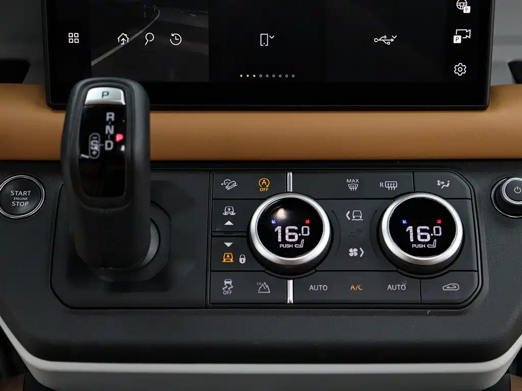 Land Rover Defender 2024 110 3.0T P400 Dark Special Edition фото 21