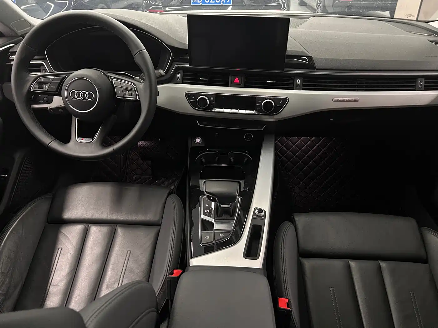 Audi A5 (Import) 2023 Sportback 40 TFSI quattro Luxury Dynamic фото 4