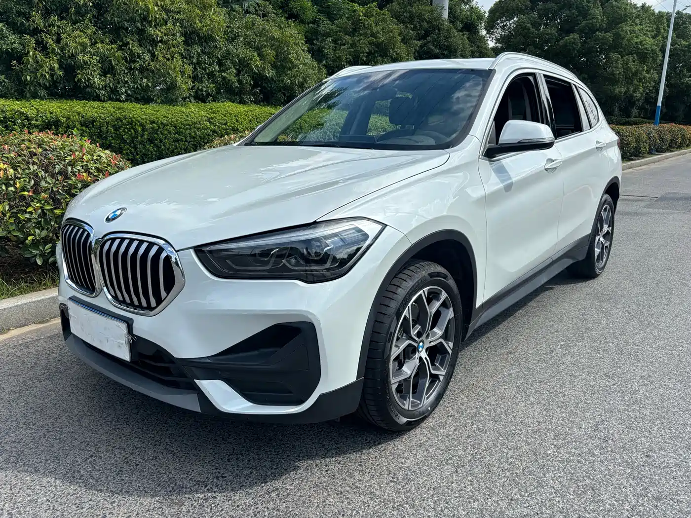 BMW X1 2021 sDrive25Li Leading