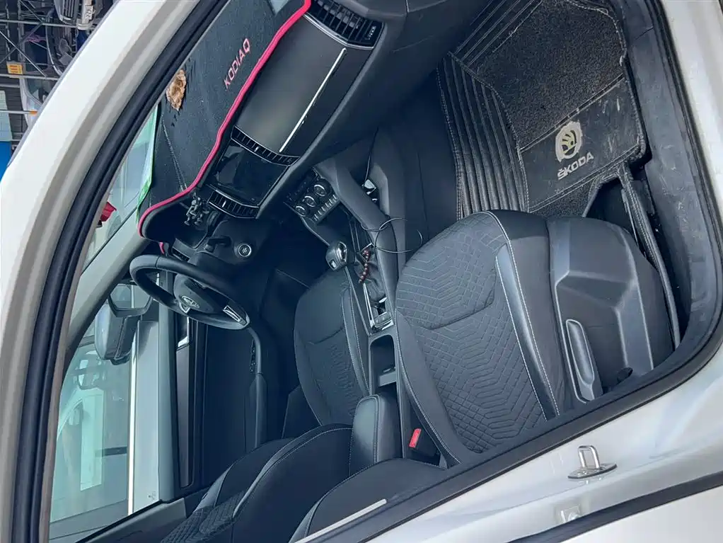 Škoda Kodiaq 2018 Facelift TSI330 5-seat 2WD Comfort Edition фото 12