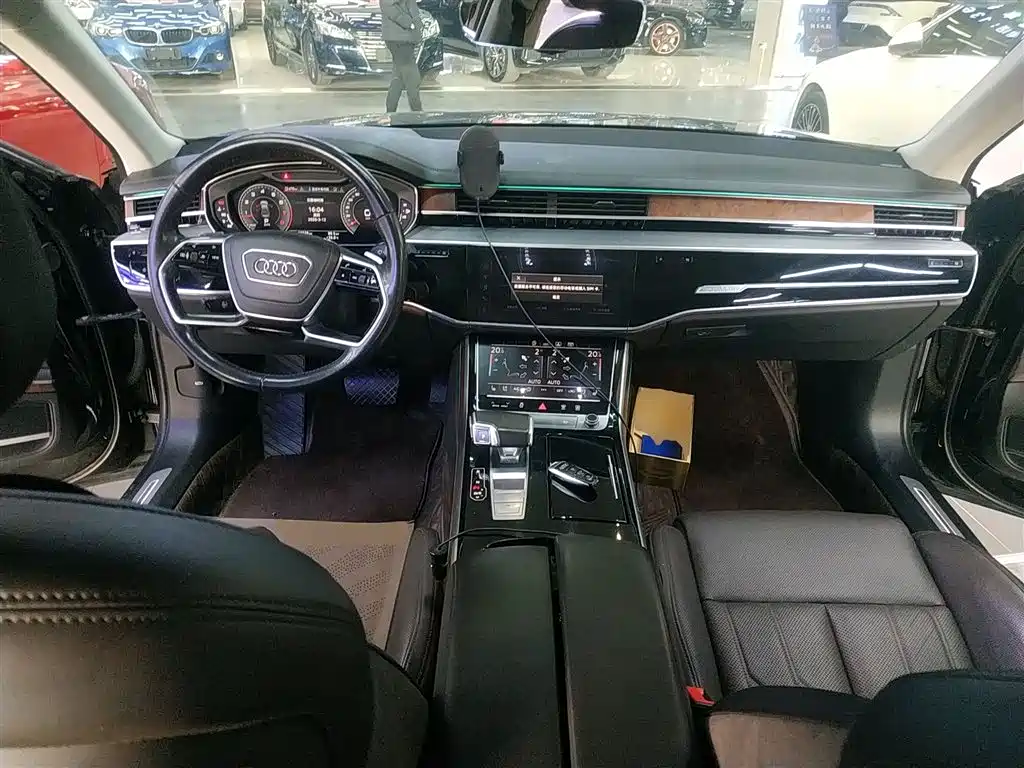 Audi A8 2019 Plus A8L 55 TFSI quattro Luxury фото 6