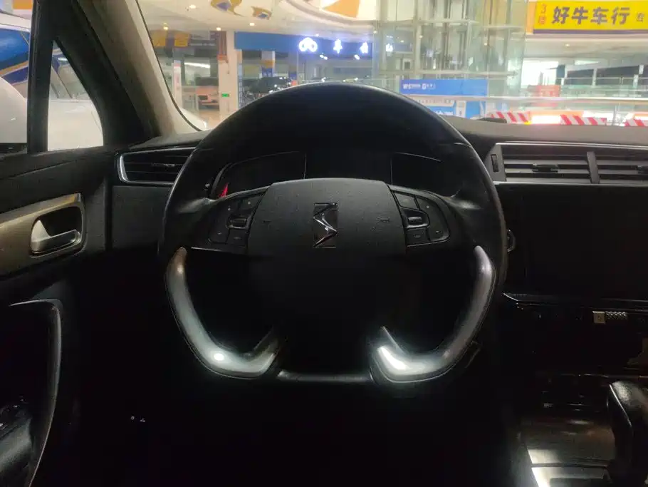DS 4S 2018 2016 Model 1.6T Automatic Smart Enjoy Edition THP160