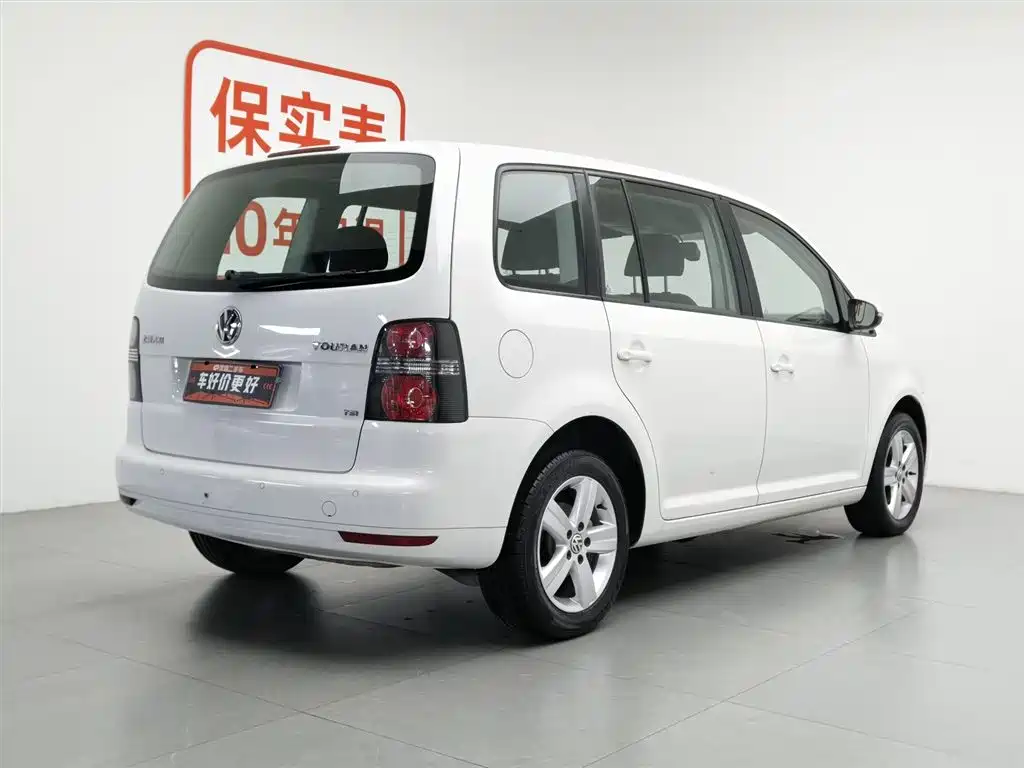 Volkswagen Touran 2015 1.4T Manual Trend Edition 5-seater фото 2