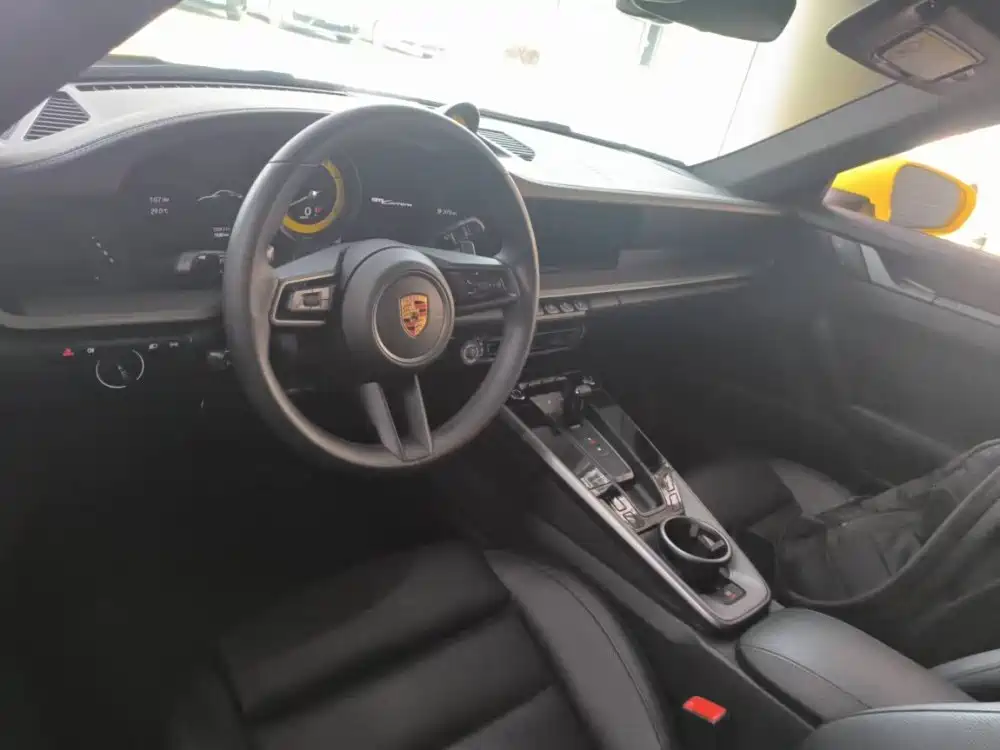 Porsche 911 2022 Carrera 3.0T фото 3