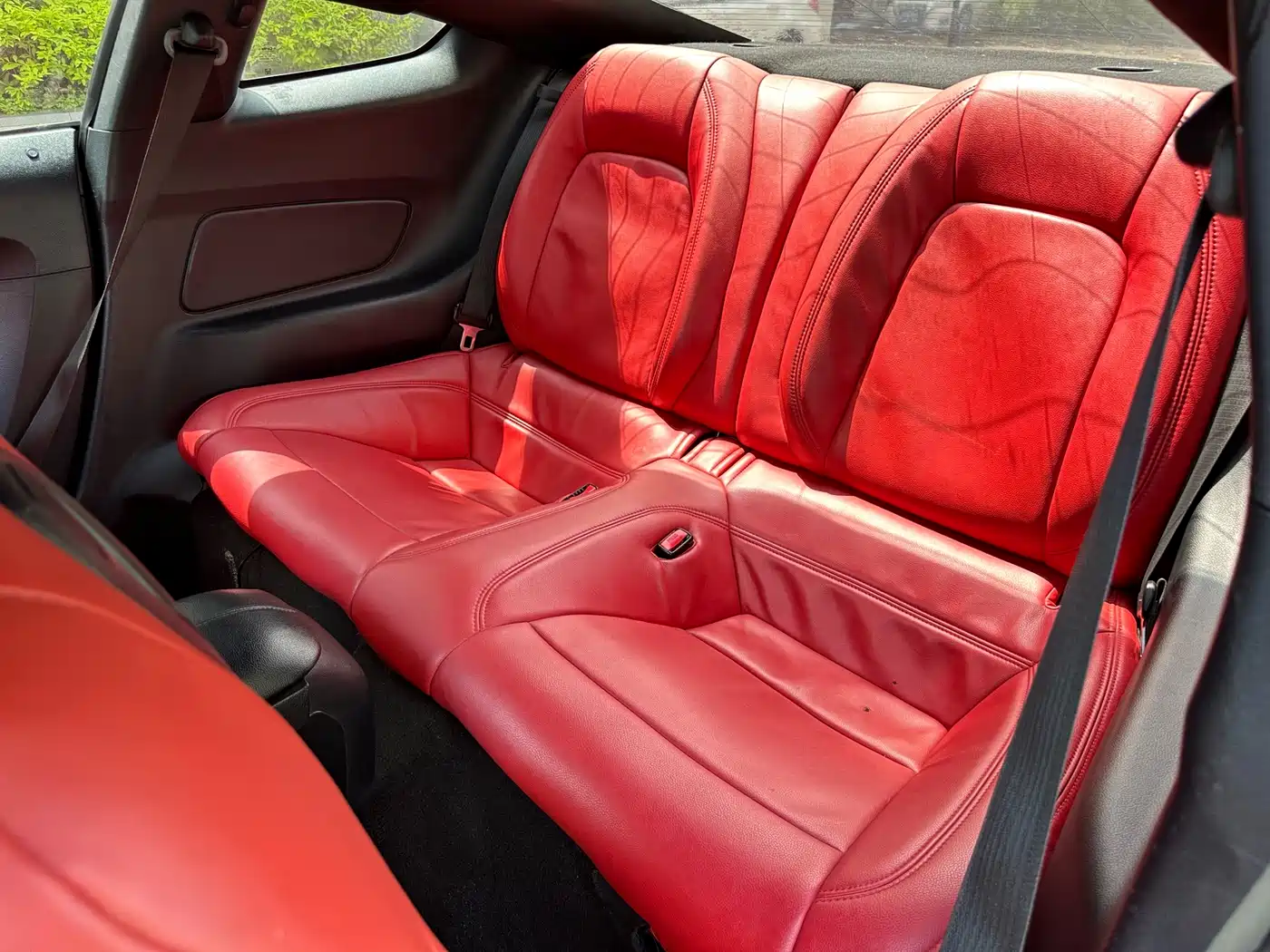 Фото 9 - Ford Mustang