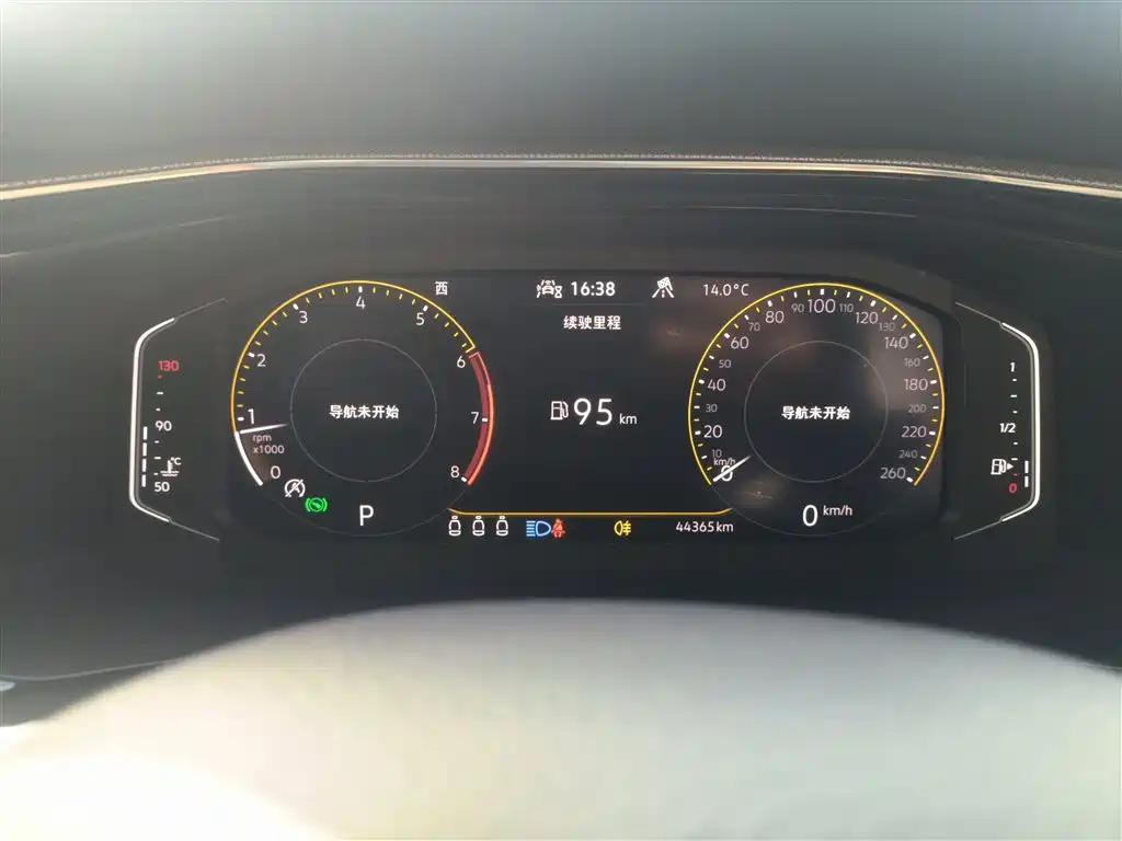 Volkswagen Tayron 2022 330TSI 2WD Luxury Smart Connect Plus фото 9