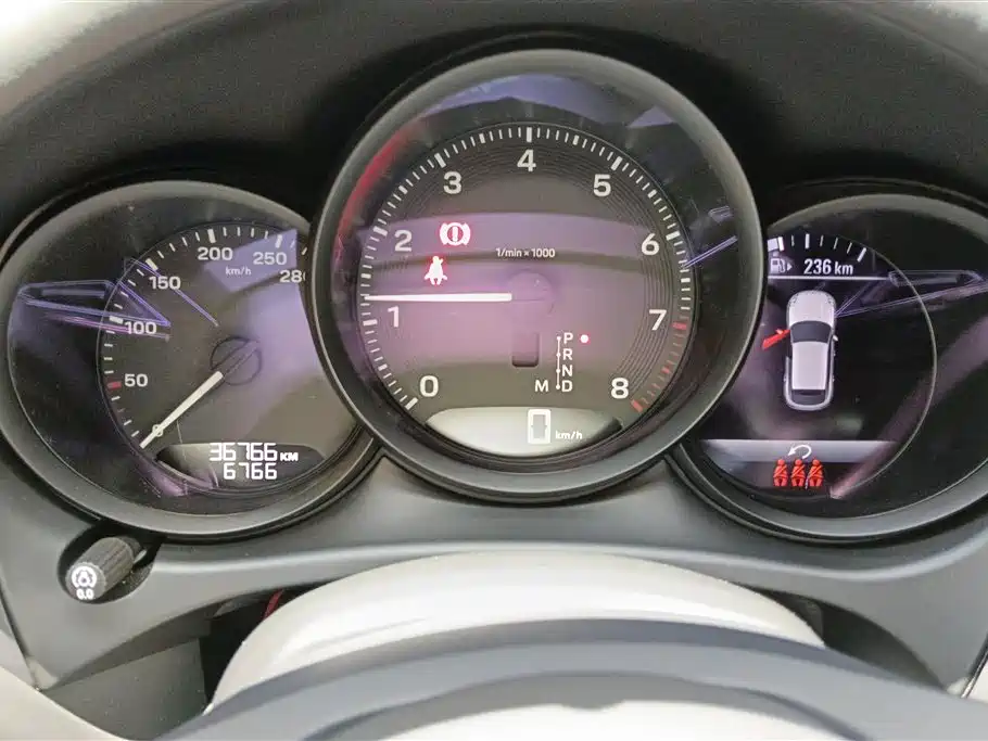 Porsche Macan 2023 Macan 2.0T фото 14