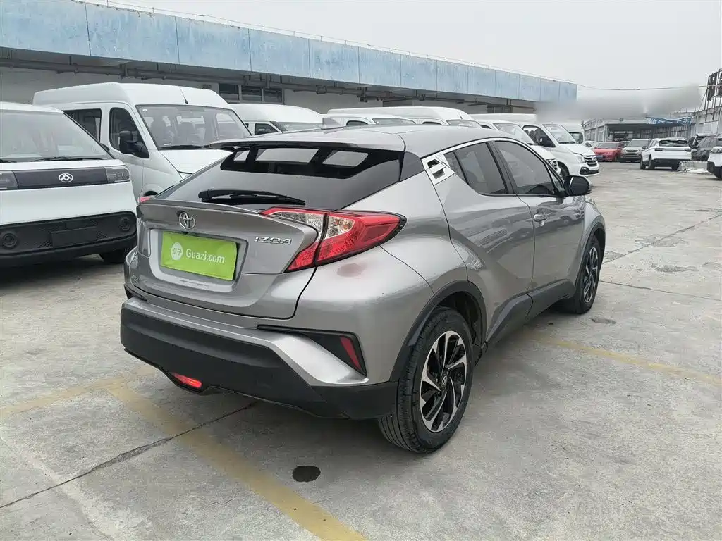 Toyota IZOA 2018 2.0L Speed Edition China VI фото 7