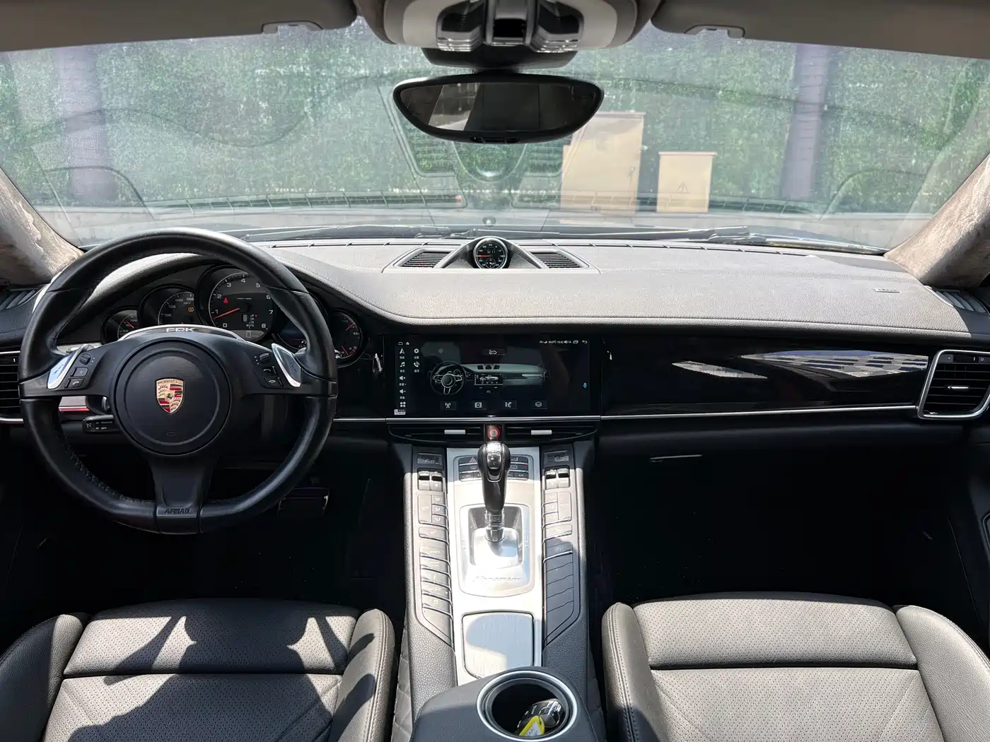 Porsche Panamera 2014 Panamera 3.0T фото 16