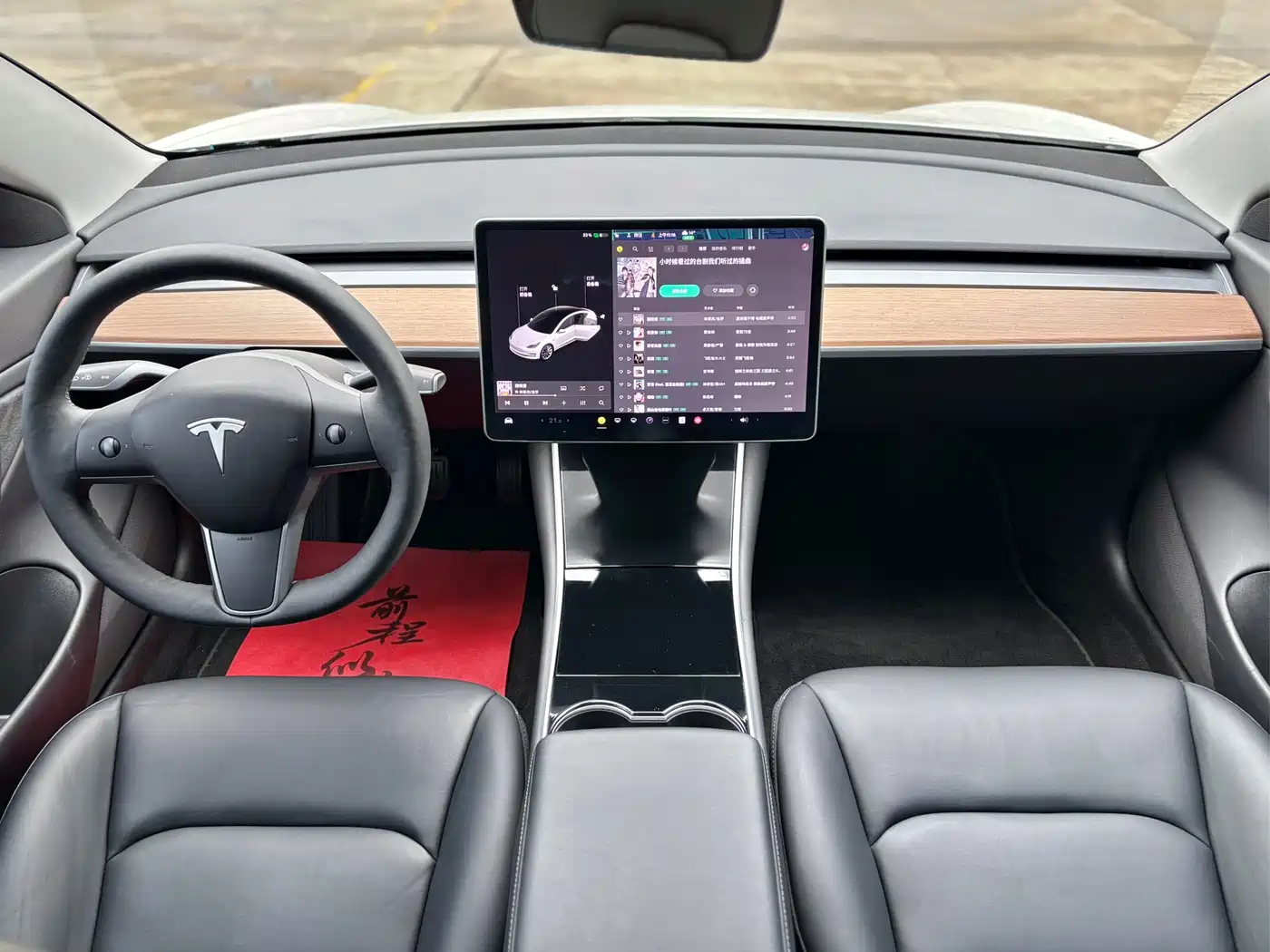 TESLA MODEL 3 (IMPORTED)