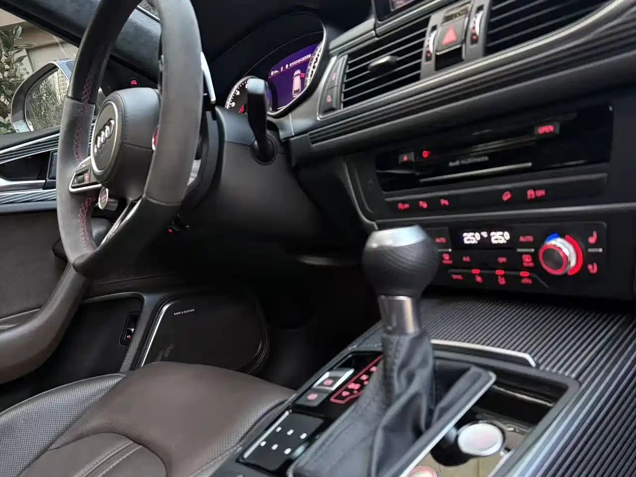 Audi A6 (Import) 2015 3.0T allroad quattro фото 7