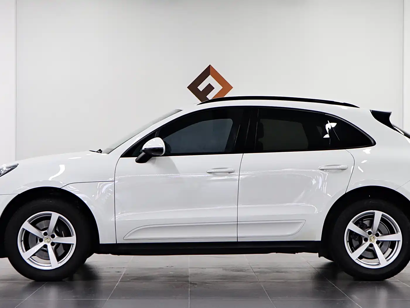 Porsche Macan 2017 Macan 2.0T фото 7