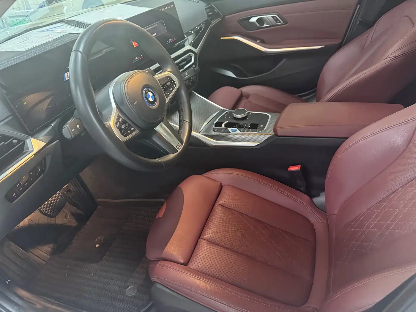 BMW i3 2023 eDrive 40 L Shadowline Package фото 5