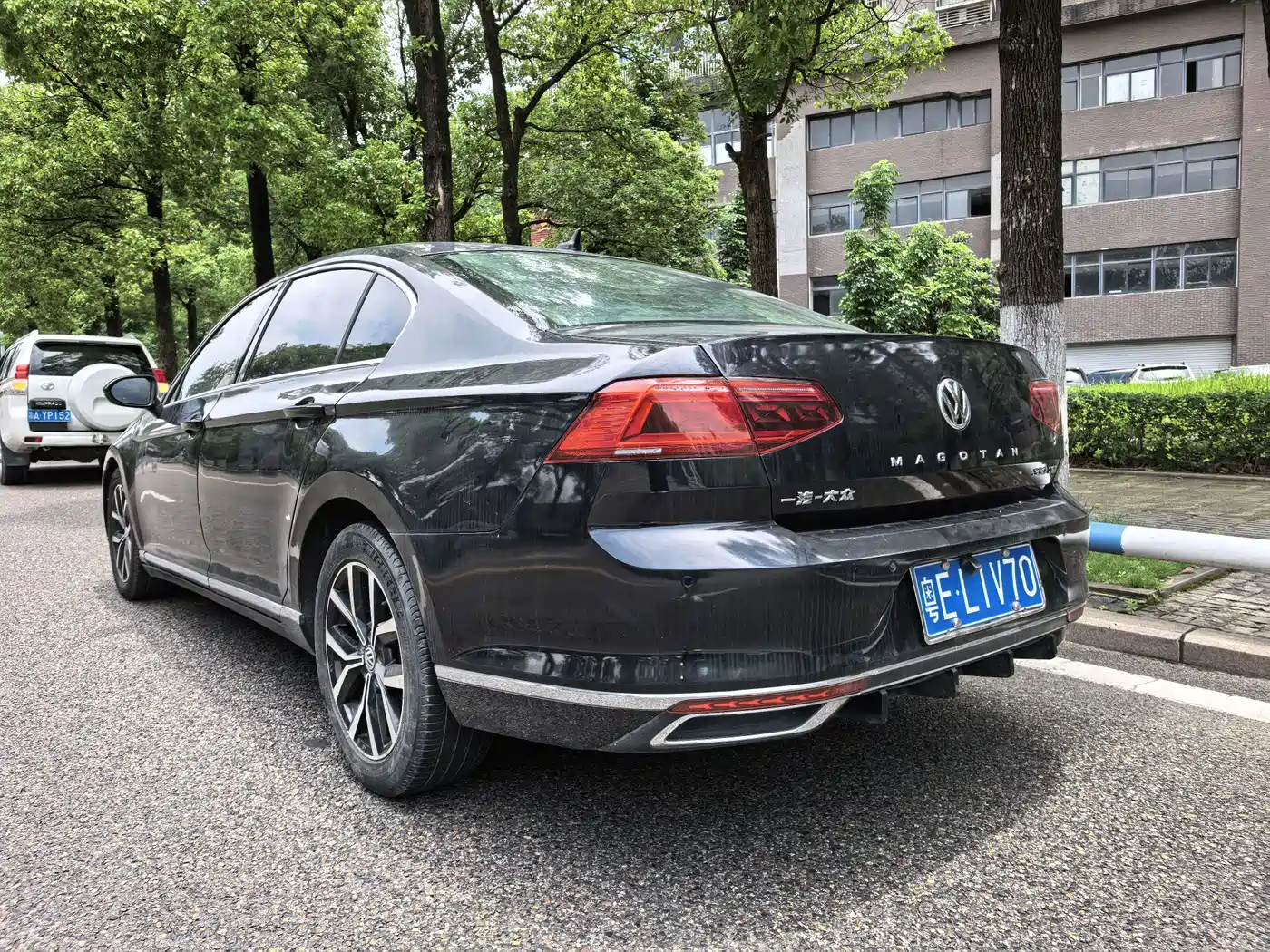 Volkswagen Magotan 2020 330TSI DSG Leading фото 7