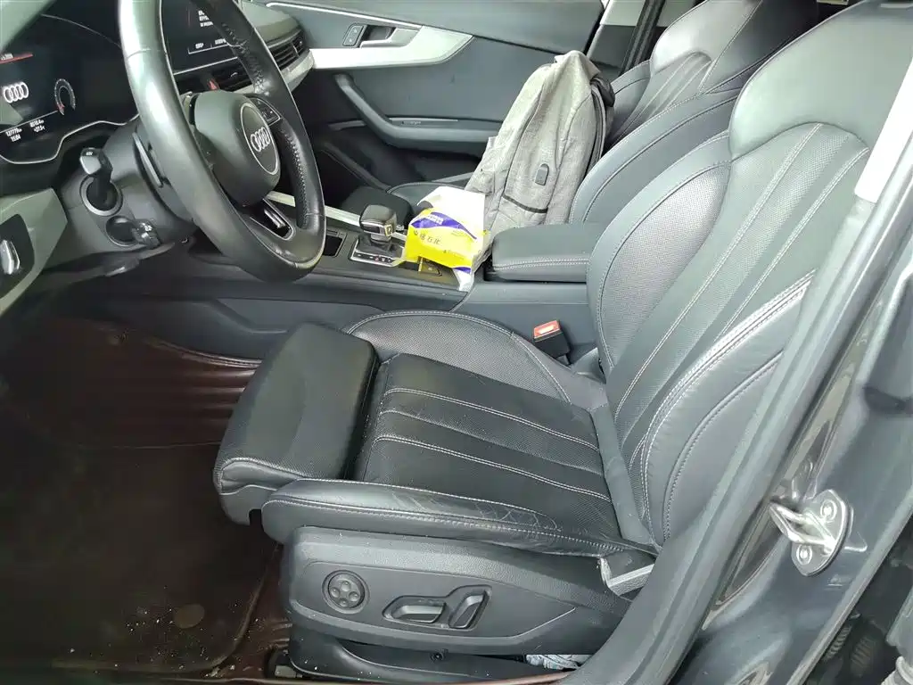Audi A4L 2020 40 TFSI Fashion Dynamic Edition фото 8