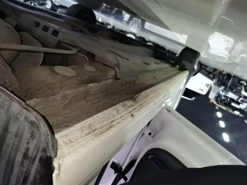 Volkswagen Polo 2016 1.4L Automatic Trend фото 22