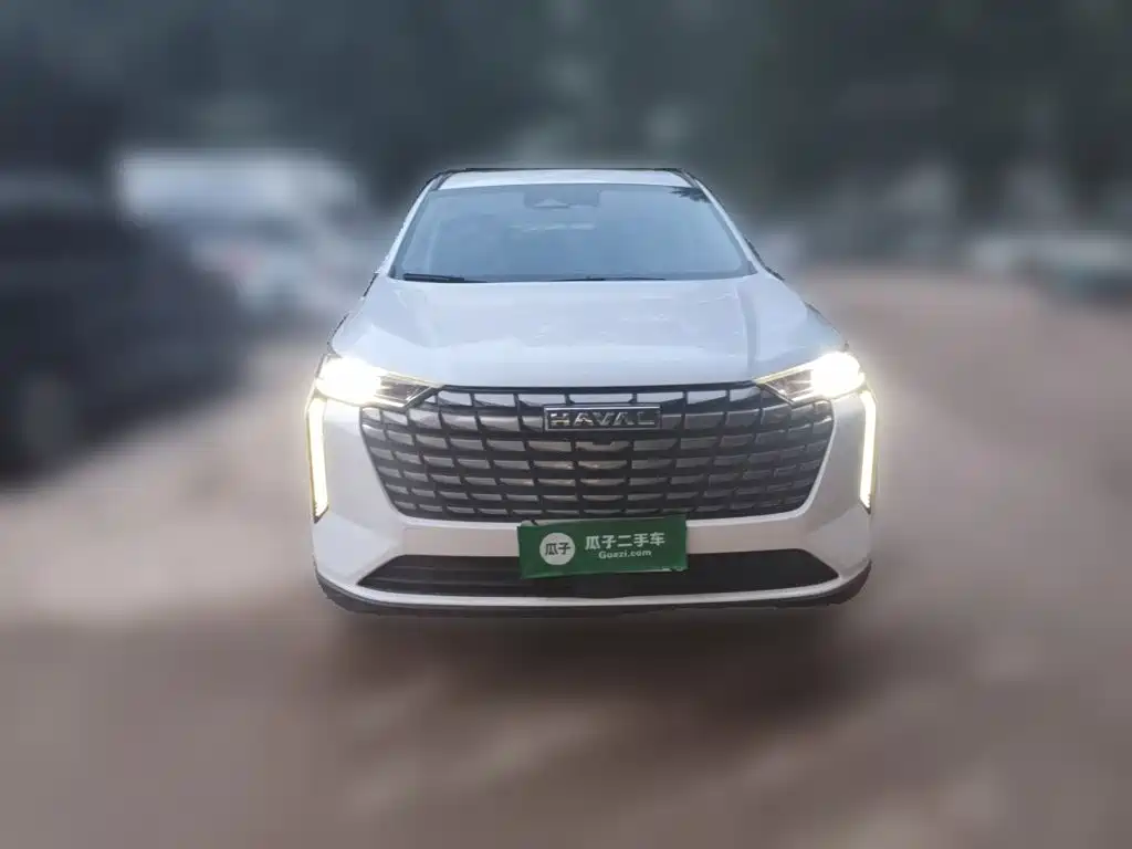 Photo 2 - Haval H6