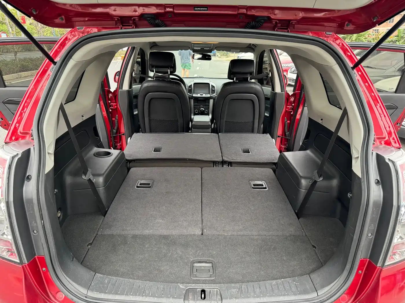 Chevrolet Captiva 2014 2.4L 2WD Urban 7-seater фото 6