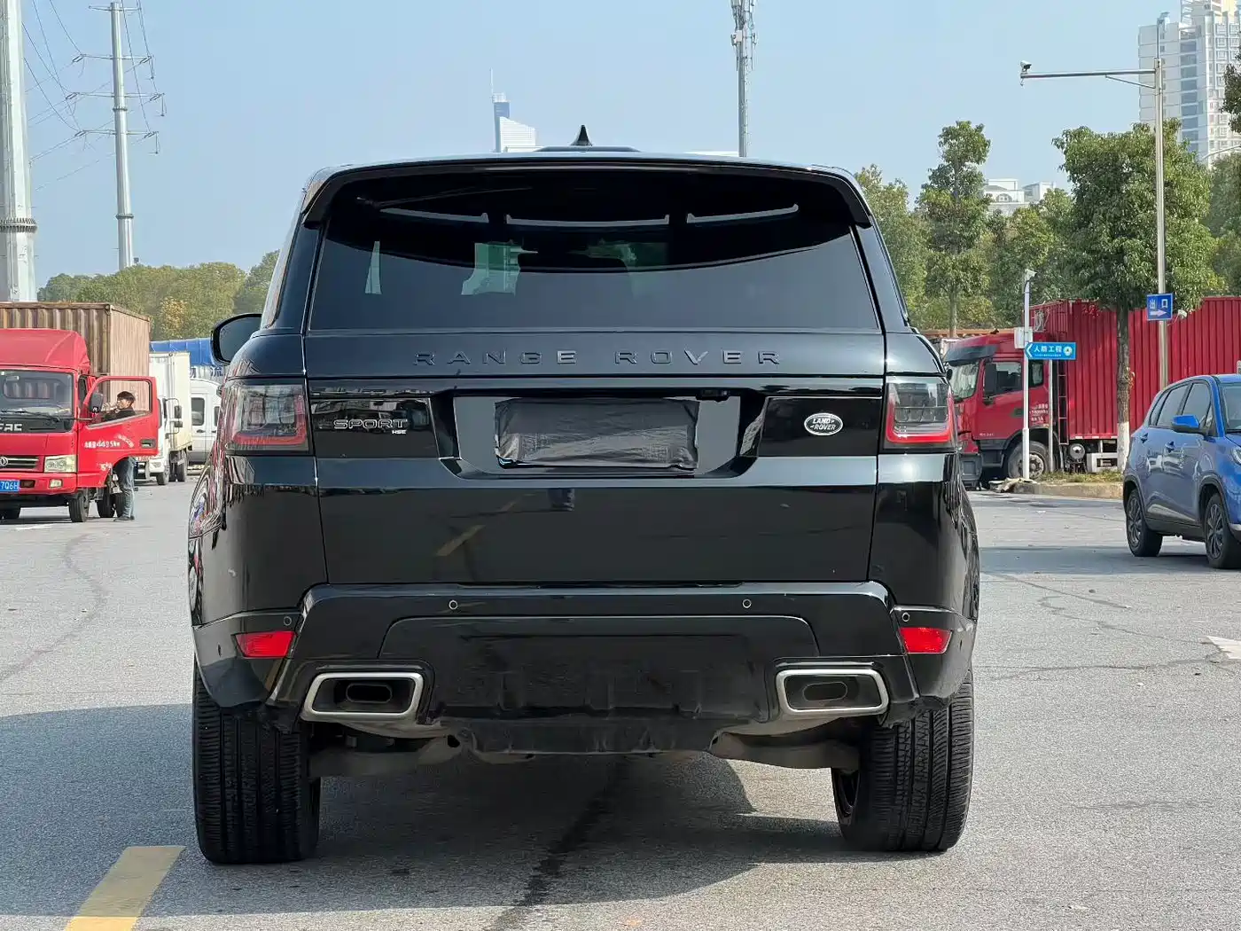Land Rover Range Rover Sport 2021 3.0 L6 Gloss Black Edition фото 8