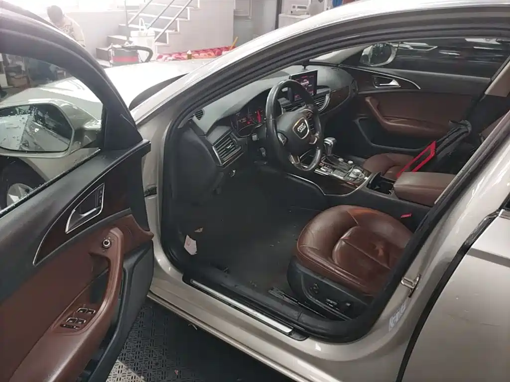 Audi A6L 2015 30 FSI Millionth Anniversary Comfort Enjoyment Type фото 16