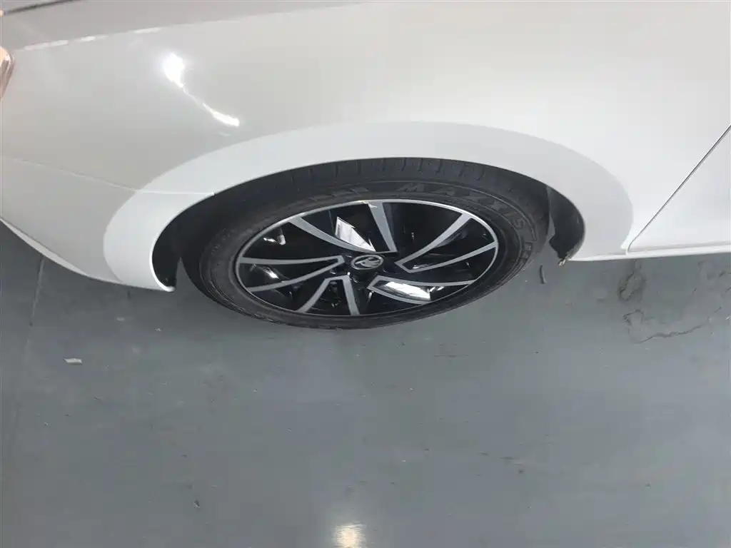Škoda Rapid 2020 1.5L Automatic Comfort Edition фото 25