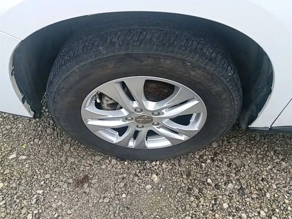 Haval M6 2017 1.5T Automatic 2WD Premium фото 23