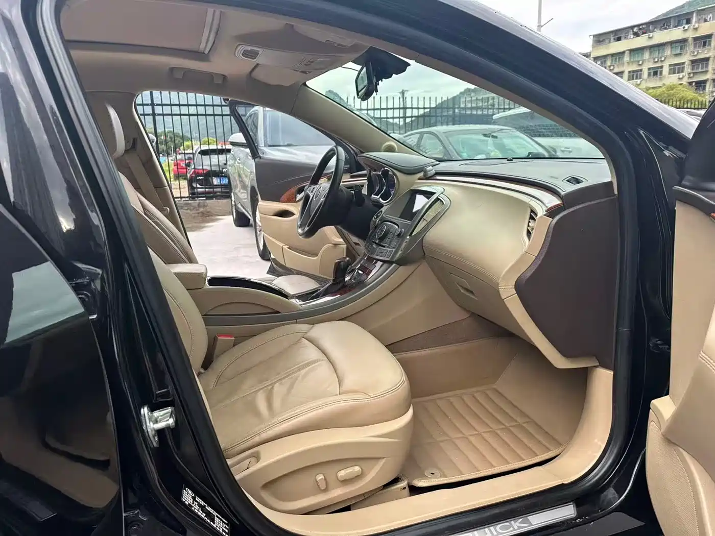 Buick LaCrosse 2012 2.4L SIDI Luxury Edition фото 17