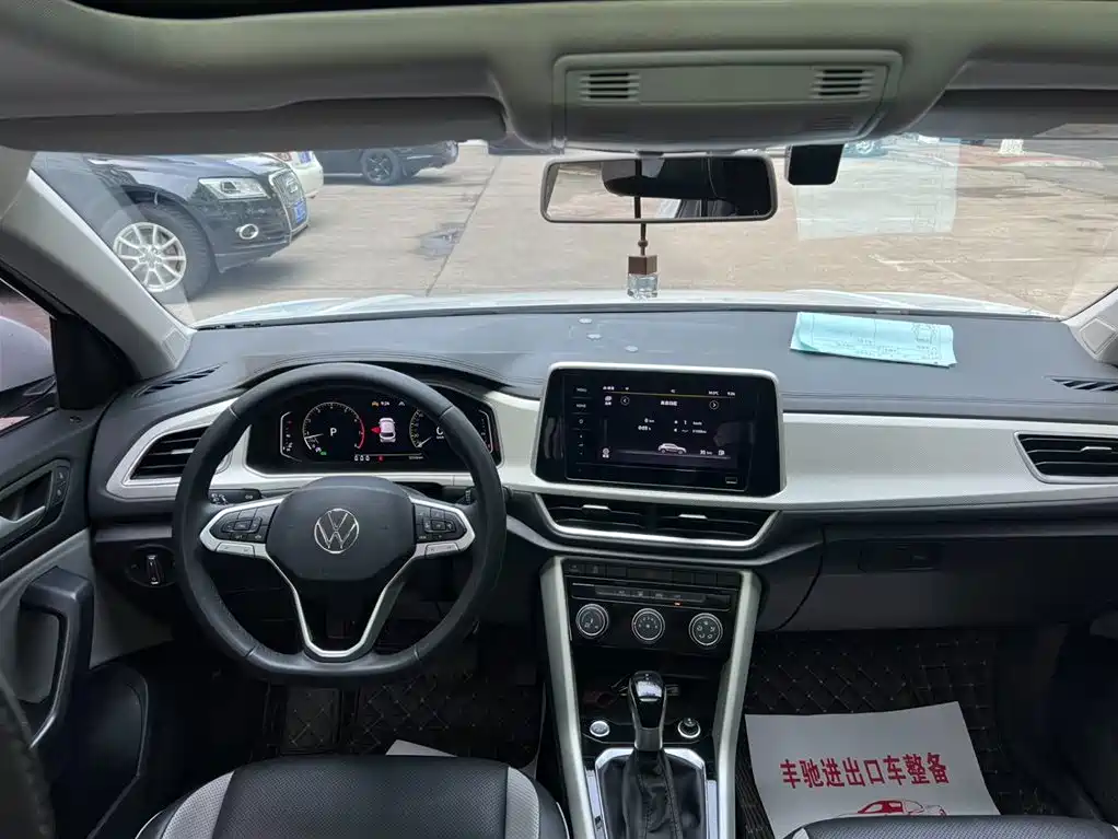 Volkswagen T-ROC 2023 280TSI DSG 2WD Time Edition фото 17