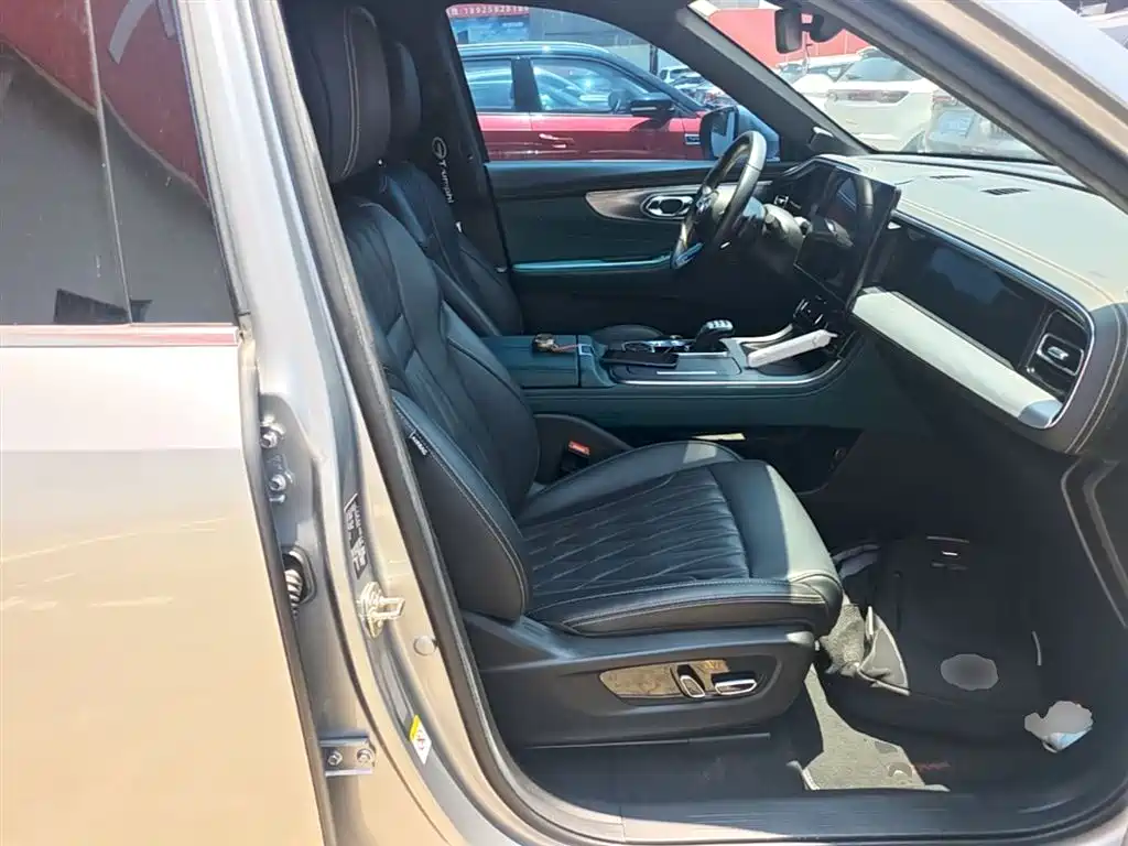 GAC Trumpchi Trumpchi GS8 2022 Pilot Series 2.0TGDI 2WD Luxury Smart Connect Edition (7-Seater) фото 25