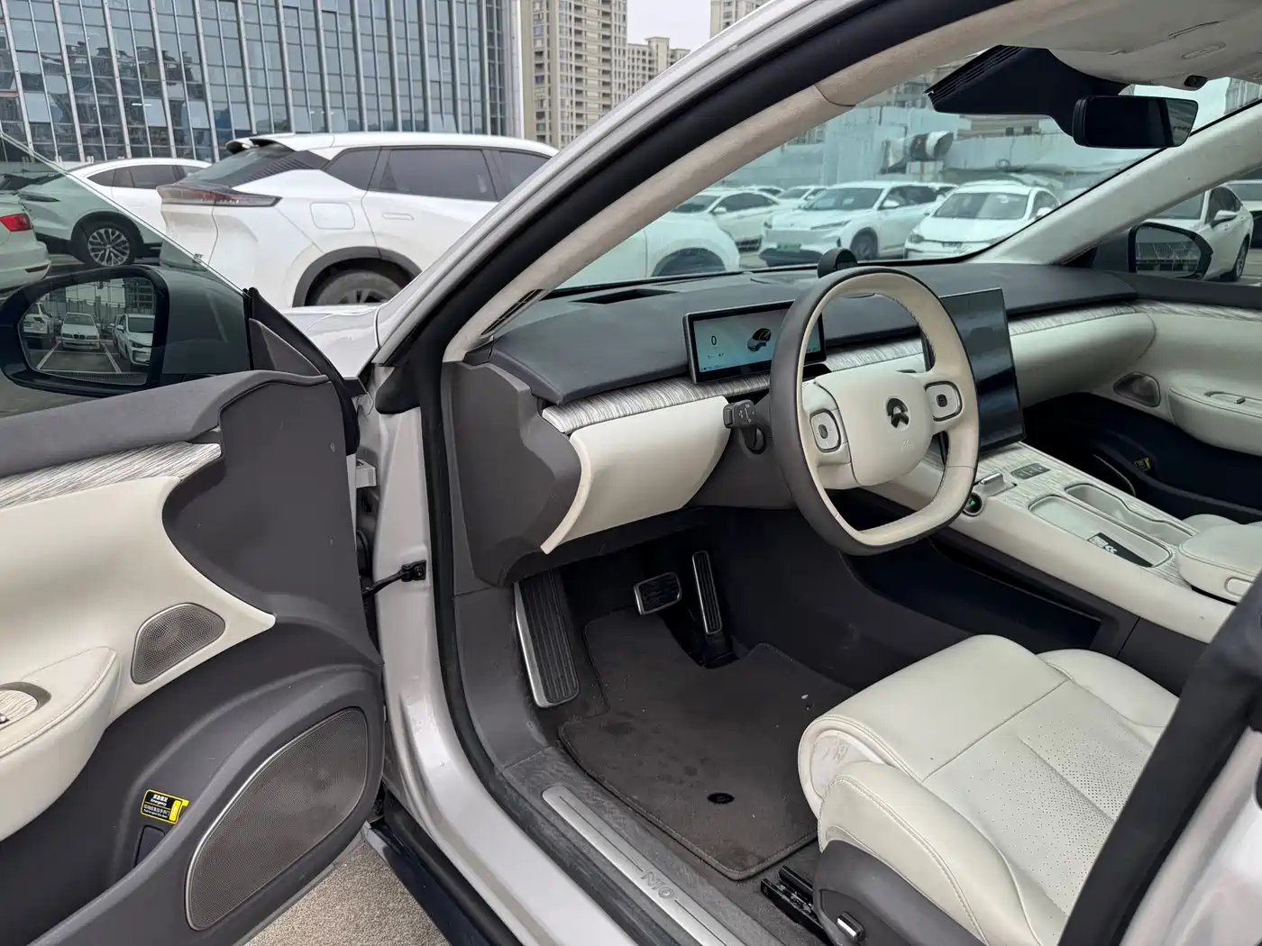 NIO ET7 2022 100kWh Launch Edition фото 10