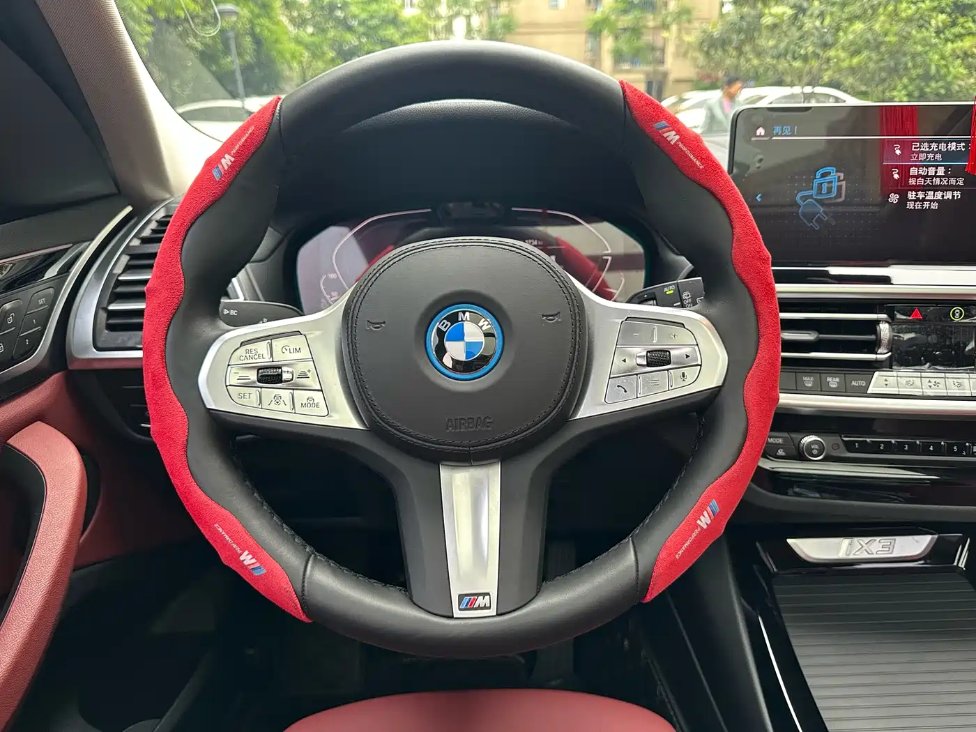 BMW iX3 2023 Leading Type фото 6