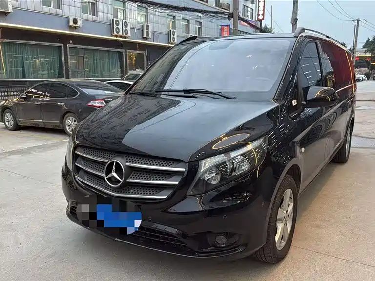 Mercedes-Benz Vito 2020 2.0T Business Edition (7-seater)