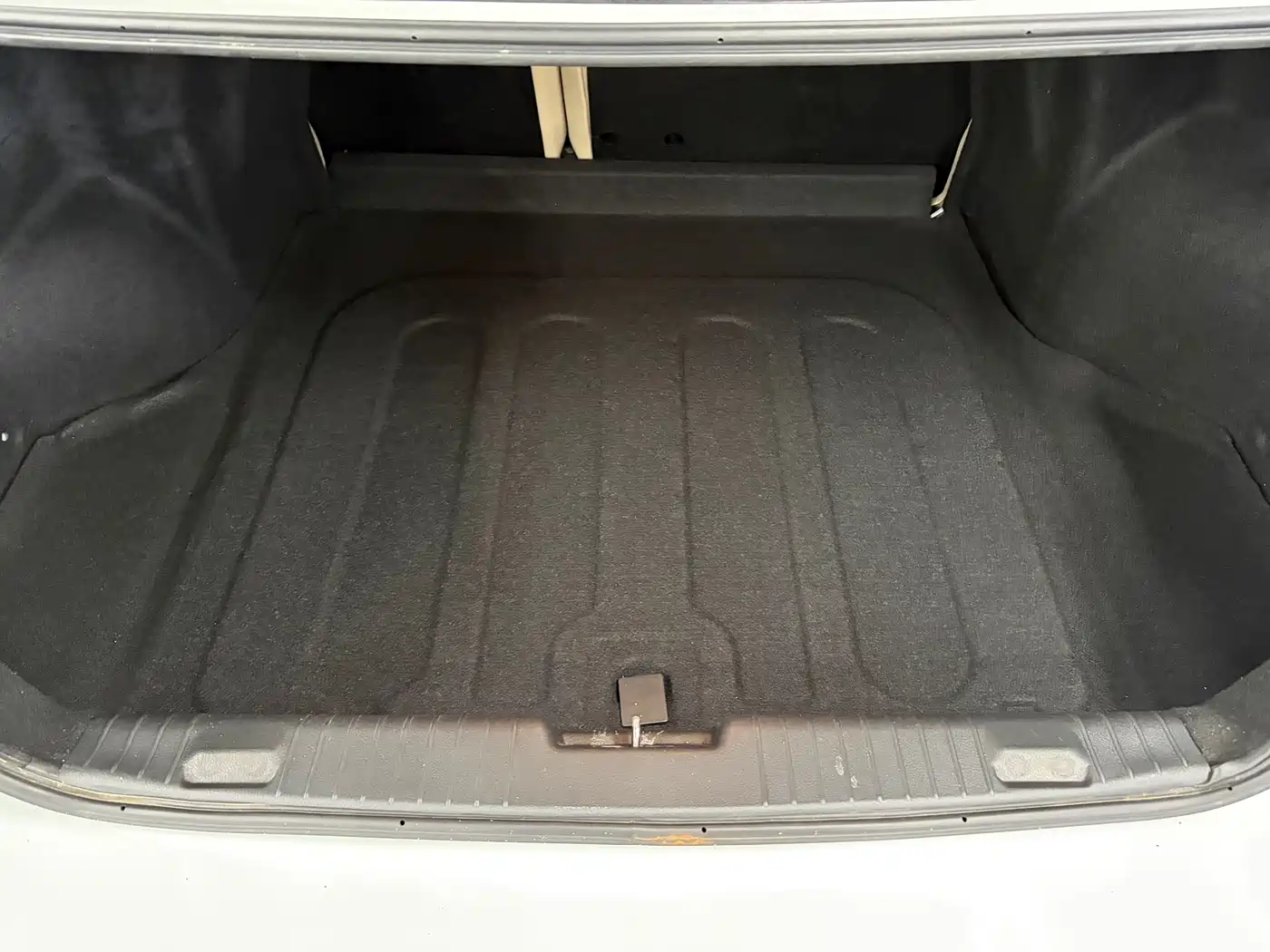 Buick Excelle 2015 1.5L Manual Classic фото 9