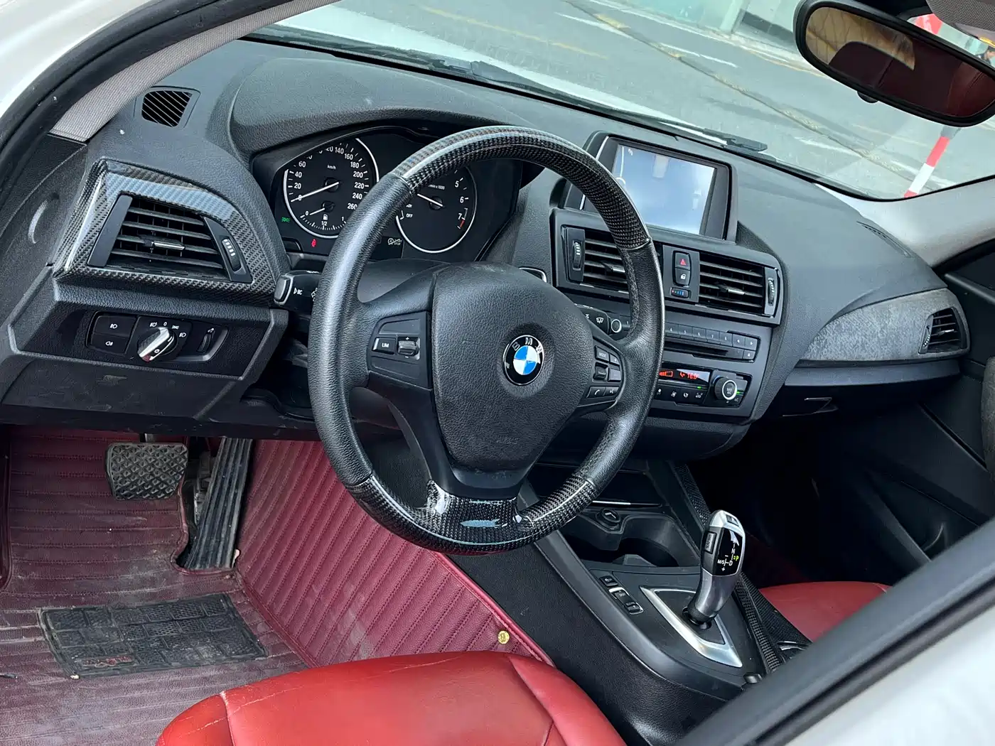 BMW 1 Series (Import) 2013 Facelift 118i Leading Model фото 12