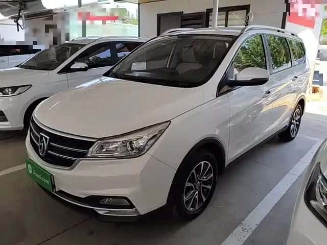 Baojun Baojun 730 2021 1.5T CVT Fashion 7-Seater