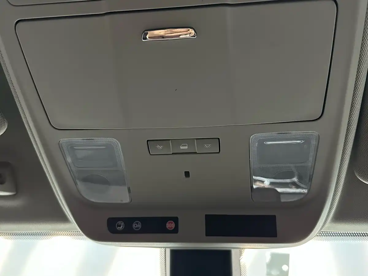 Buick Envision Plus 2019 28T AWD Elite Model China VI фото 20