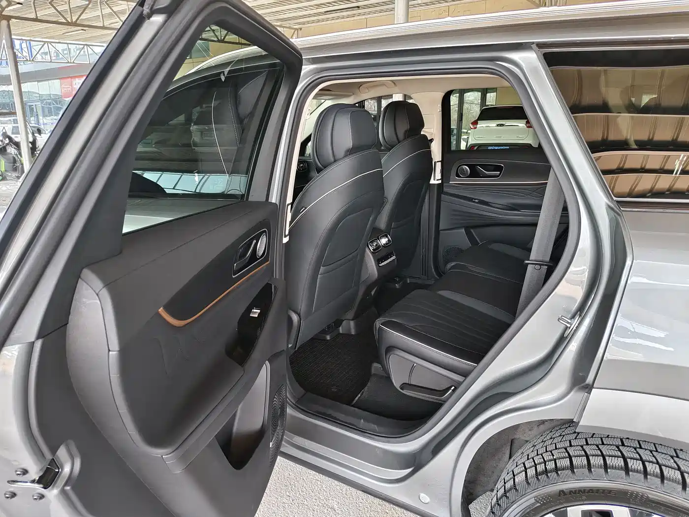 Chery Tiggo 9 2024 2023 2.0T DCT 2WD Premium 5-Seater