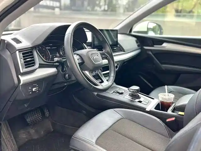 Audi Q5L 2020 Facelift 40 TFSI Honor Progressive фото 4