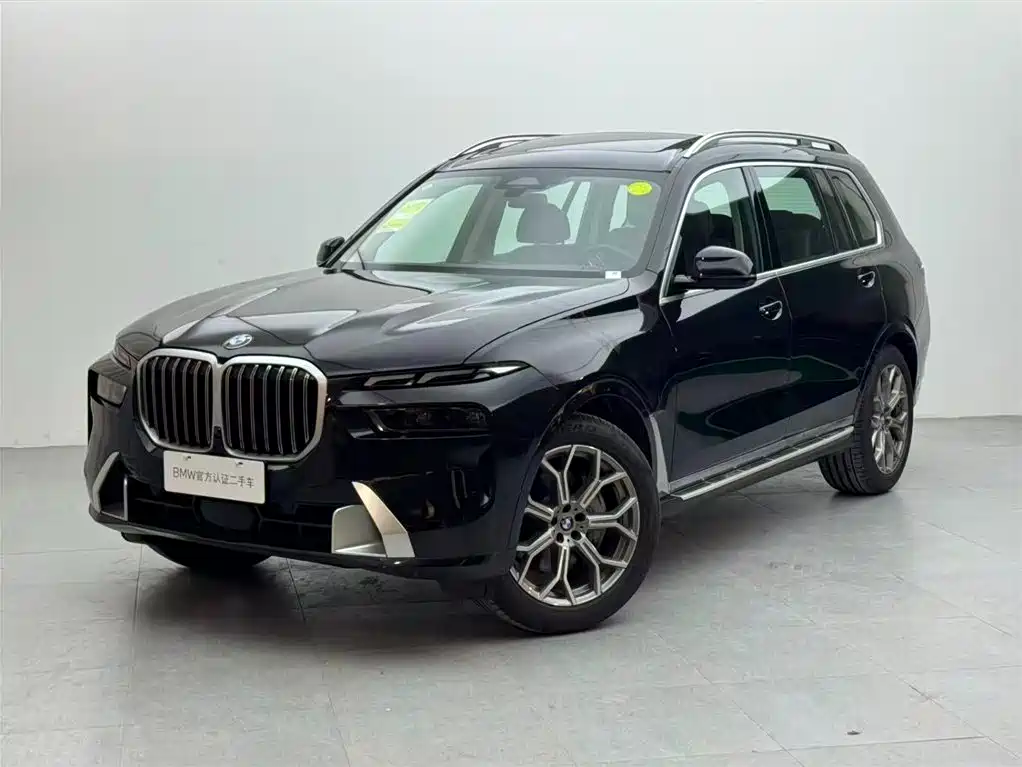 BMW X7 2023 xDrive40i Leading Luxury Package