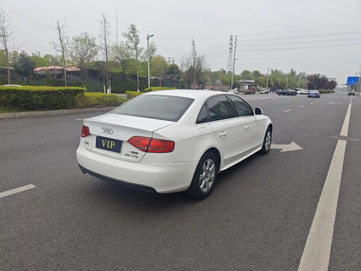 Audi A4L 2010 2.0 TFSI Comfort фото 6