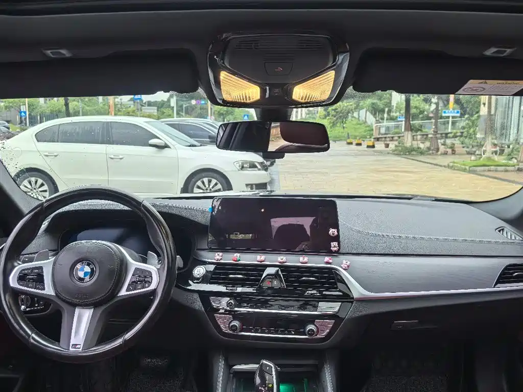 BMW 5 Series 2022 Model Second Facelift 530Li Leading Luxury Package фото 10