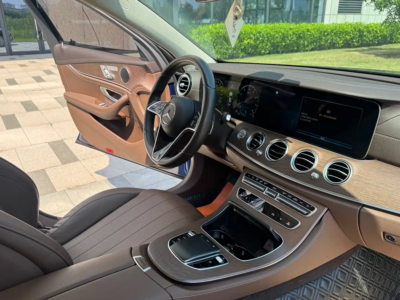 Mercedes-Benz E-Class 2021 E 300 L Fashion фото 18