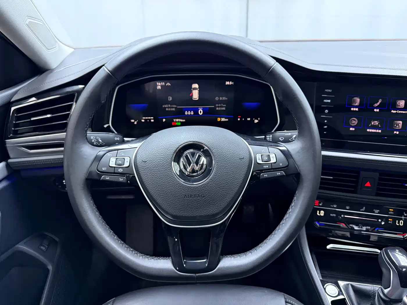 Volkswagen Sagitar 2021 280TSI DSG Surpassing Edition фото 8