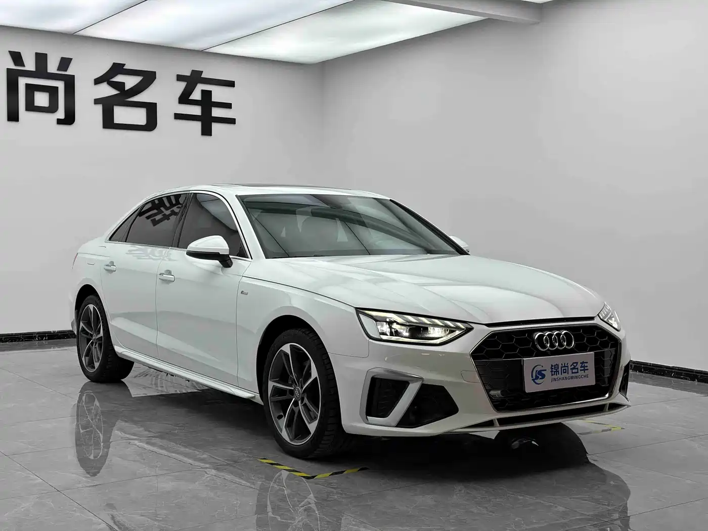 Audi A4L 2020 40 TFSI Fashion Dynamic Edition фото 4