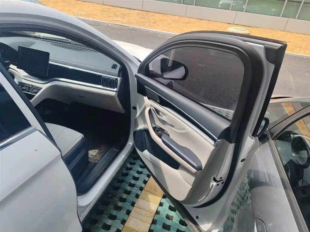 BYD Song PLUS PHEV 2021 DM-i 110KM Flagship фото 22