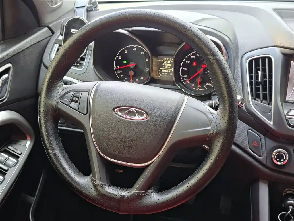 CHERY TIGGO 5