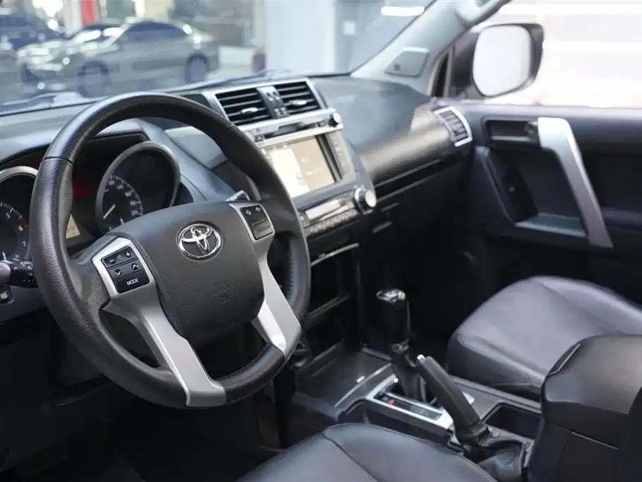 Toyota Prado 2016 2.7L Auto Luxury Edition фото 14