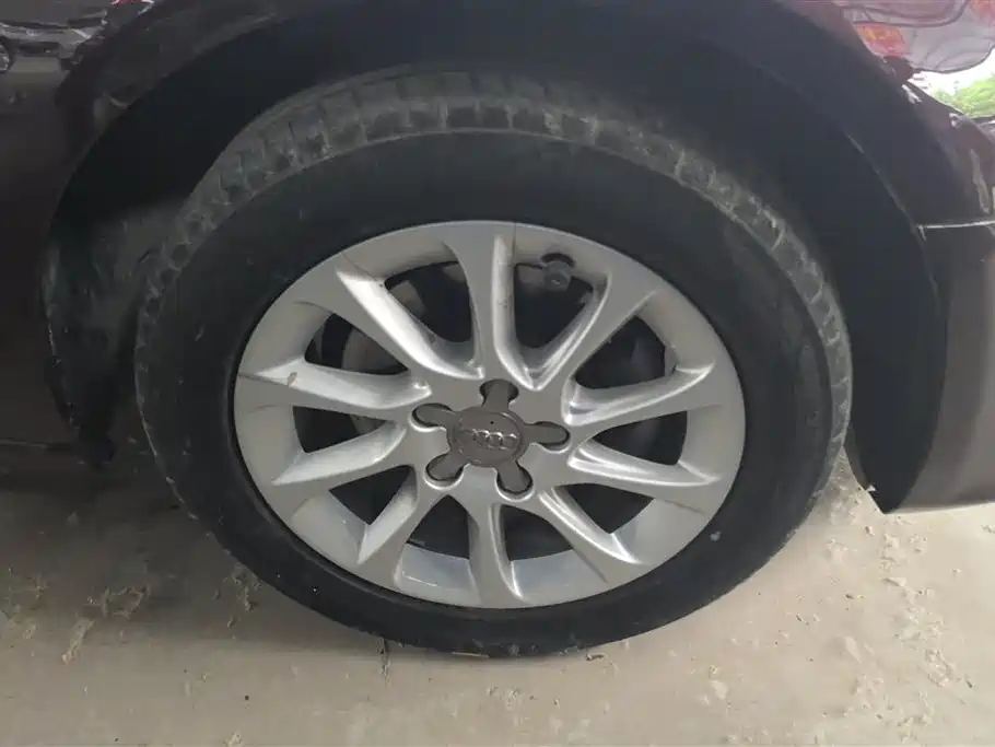 Audi A3 2014 Limousine 35 TFSI Auto Comfort фото 6