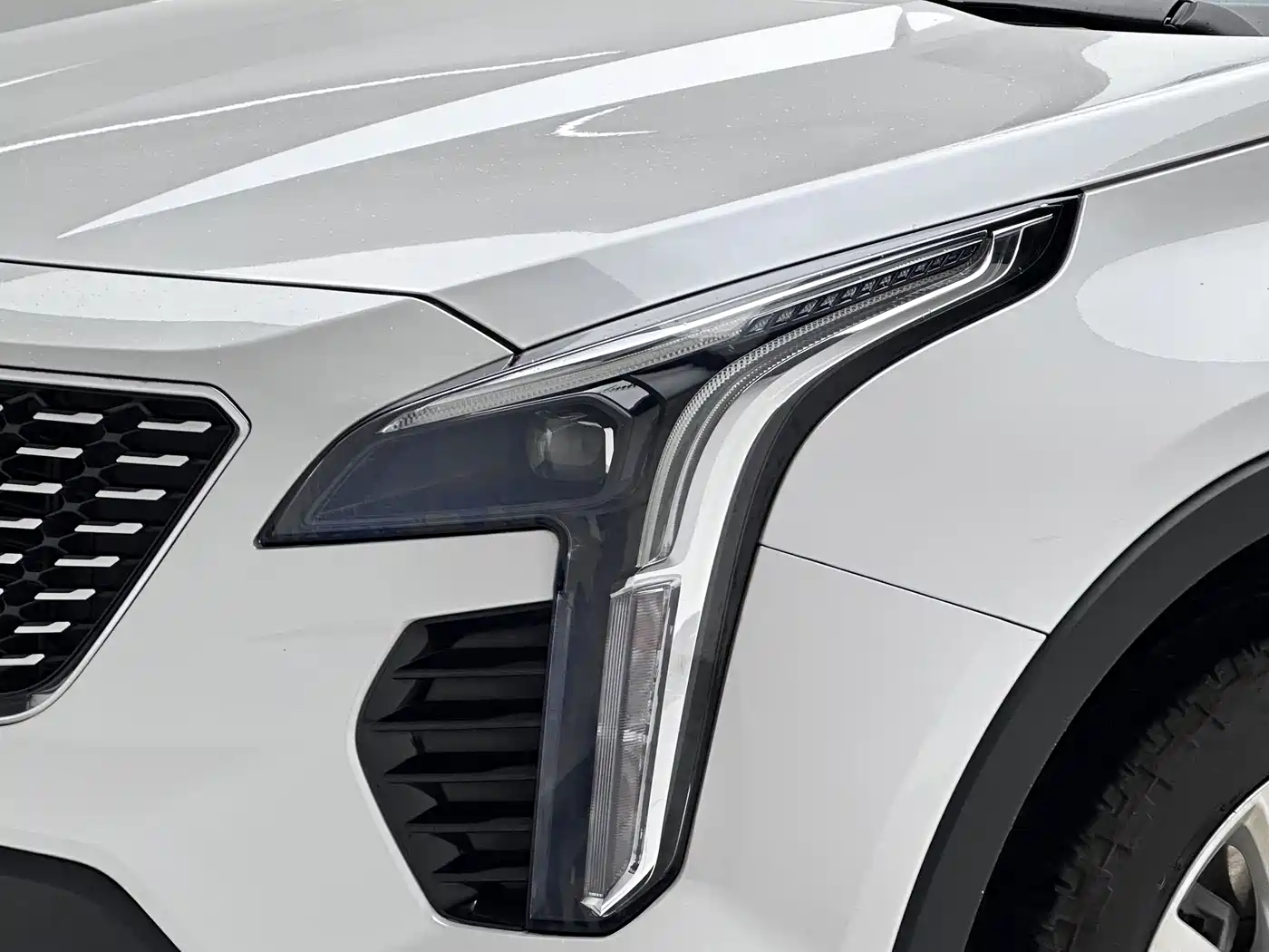 Cadillac XT4 2021 28T FWD Technology Edition фото 9